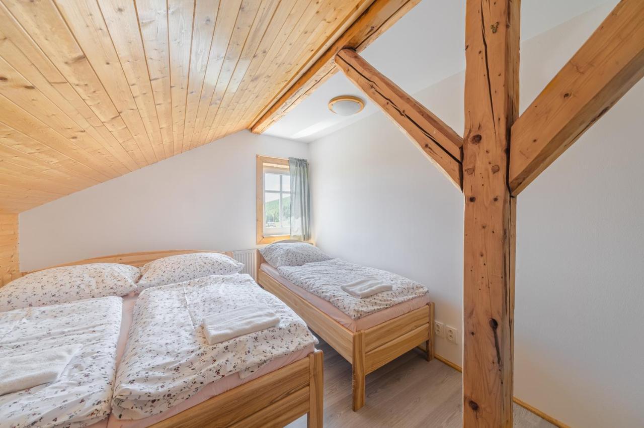 Krmelec U Kravi Hory Hotel Dolní Malá Úpa Buitenkant foto